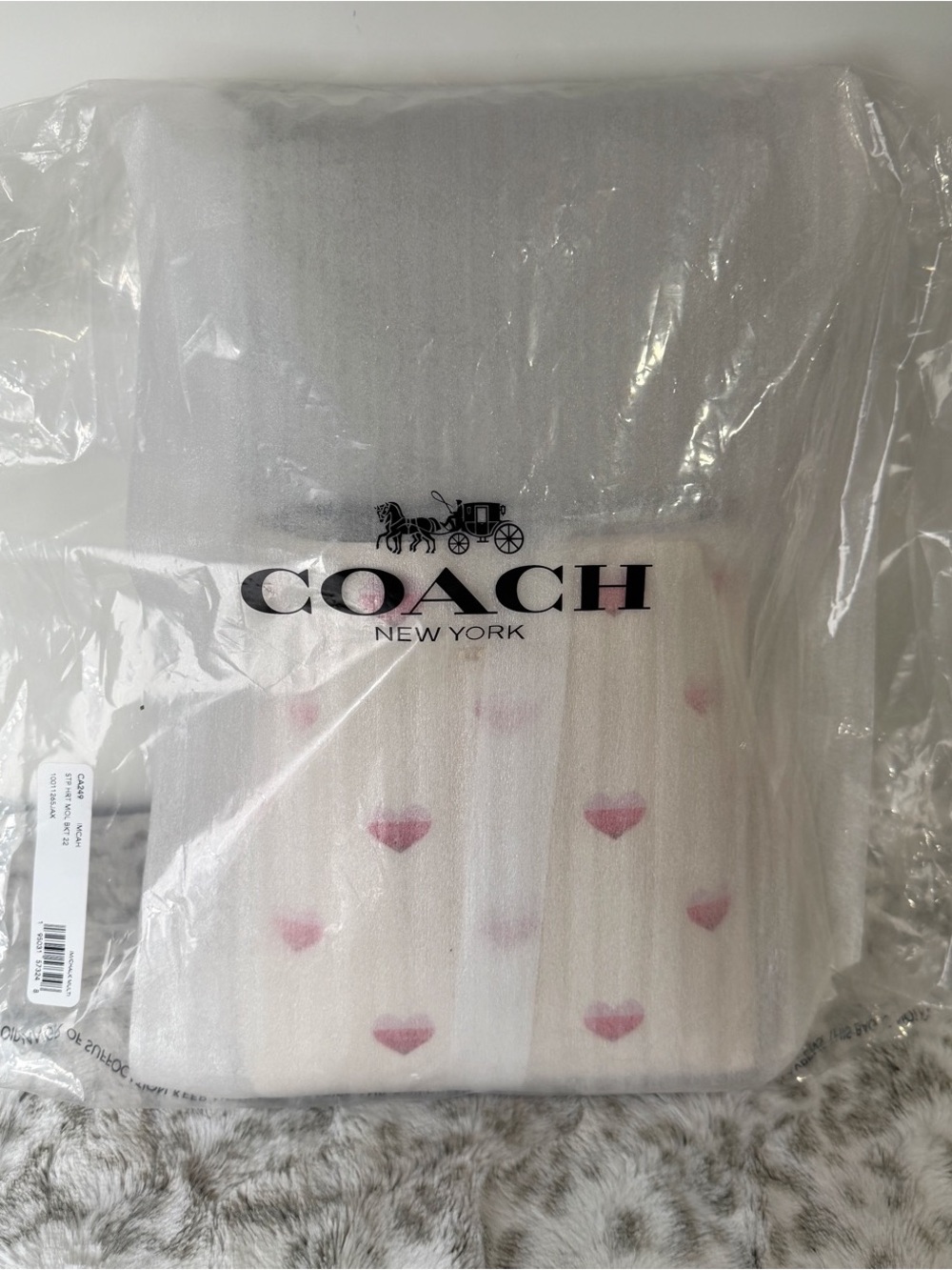 Coach Mollie Bucket Bag 22 with Stripe Heart Print NWT NEW FACTORY WRAPPED